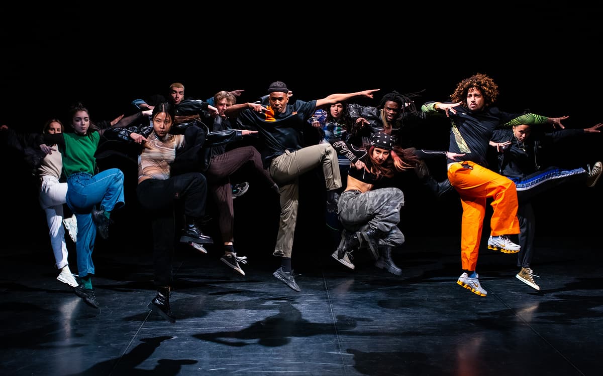 Rave Lucid, spectacle de Mazelfreten au Carreau du Temple