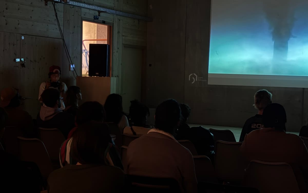 Image Tibétaine en dialogue