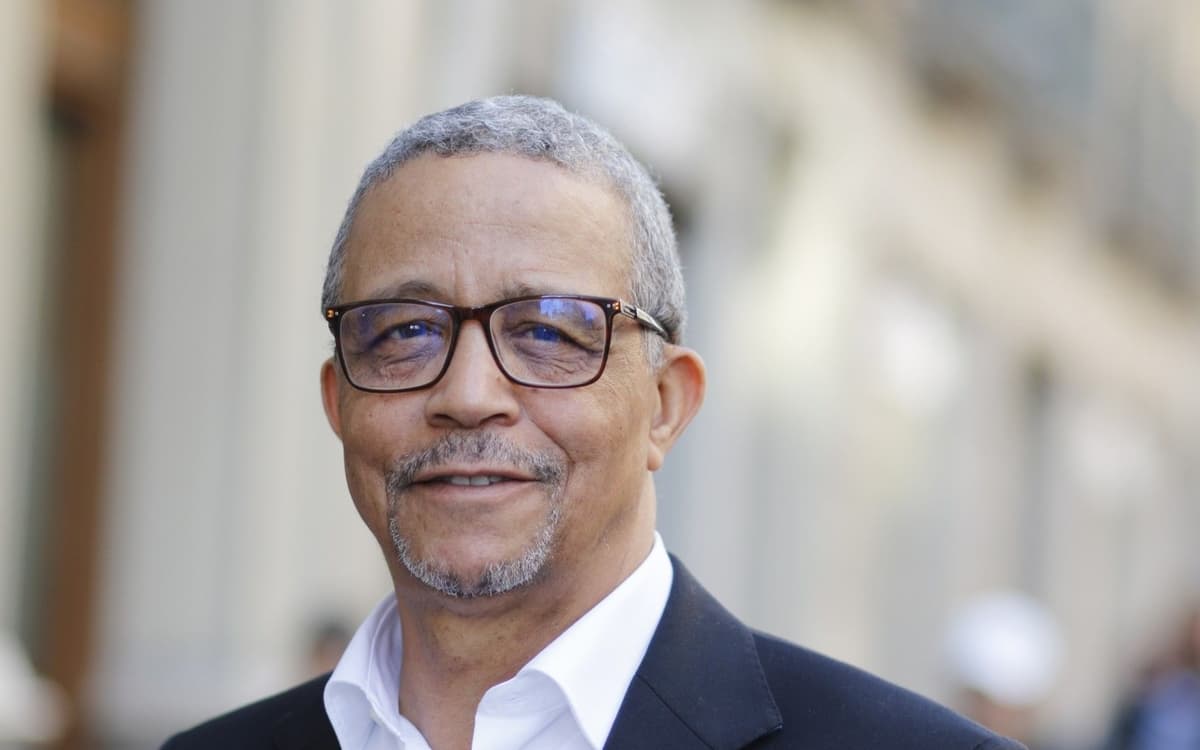 Rencontre-dédicace avec Yasmina Khadra