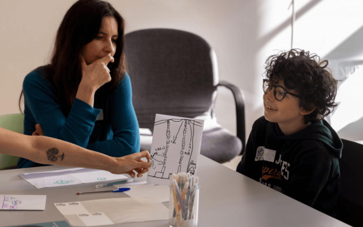 Philo en famille — Peut-on exister sans être regardé·e ?