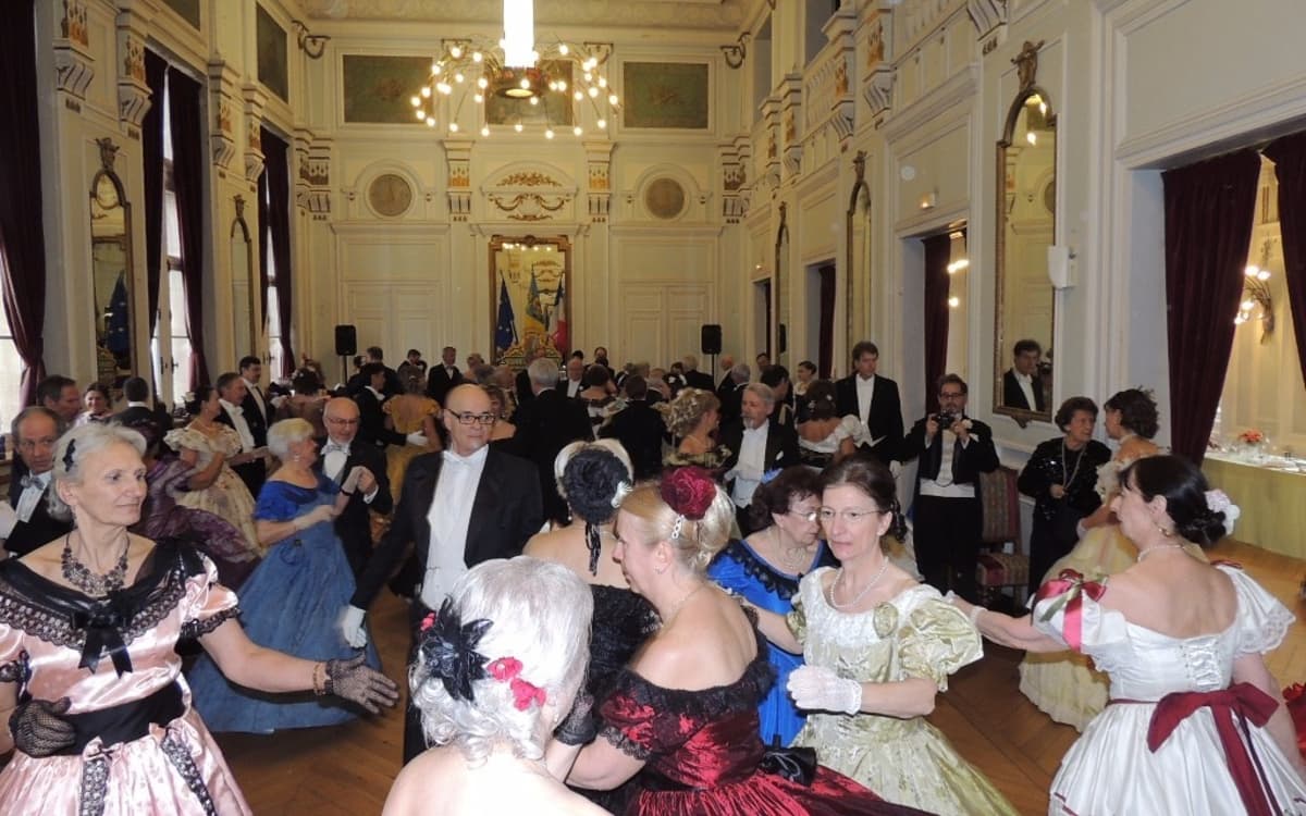 Le bal costumé « le second empire» suivi d'un dîner