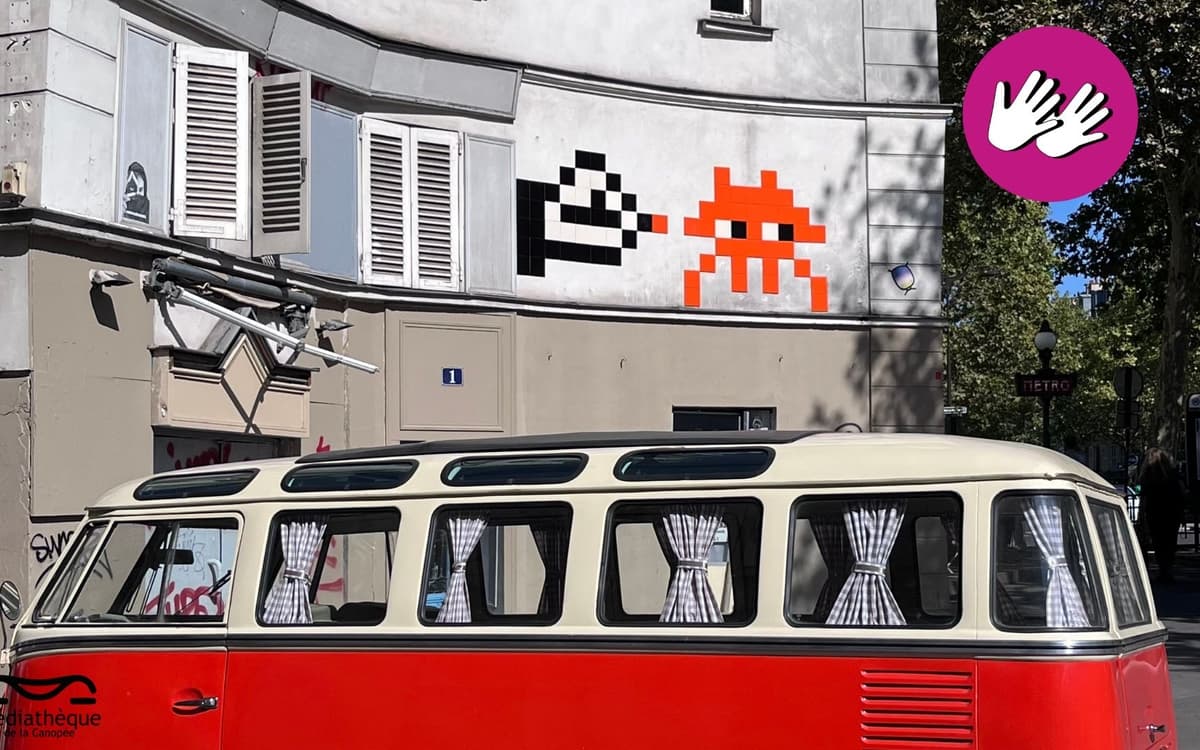 Visite street art du quartier des Halles avec Deaf Invader [LSF et FR]