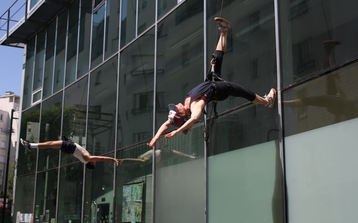 Stage vacances d'avril - Danse verticale adultes au centre Paris Anim' Wangari