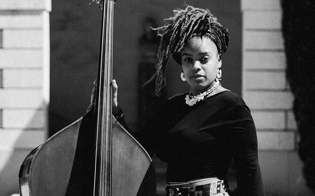 #Résidence JOANNE DOLLY