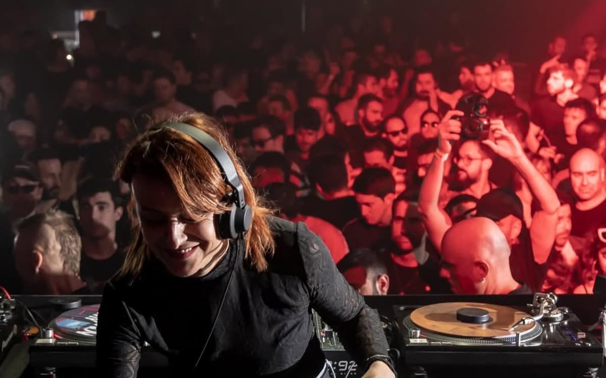 Soirée techno vinyle à Paris : Anika Kunst invitée par Dismal au Badaboum