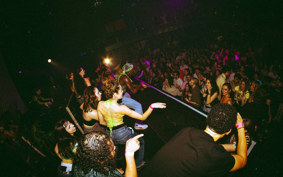 La Chatte en Feu x Nuit Brune à La Machine