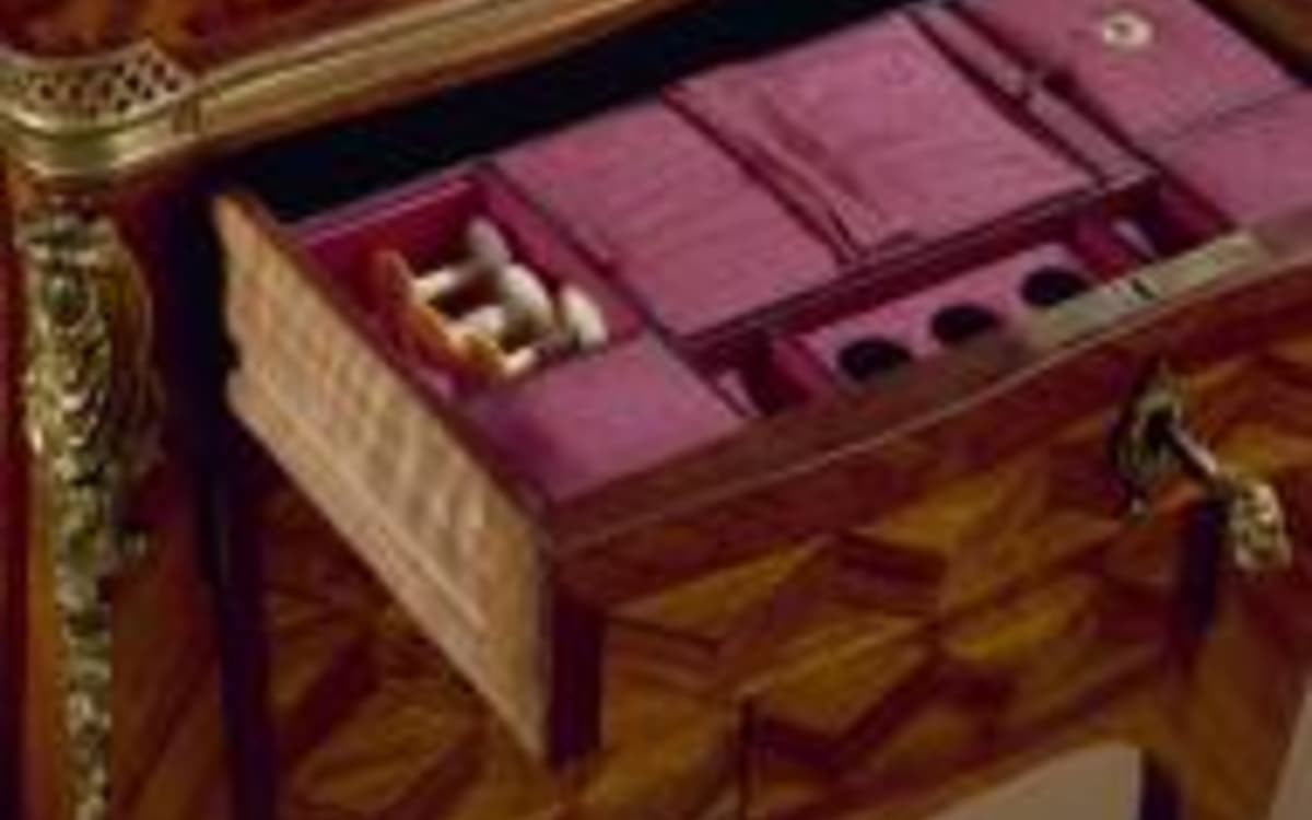 Musée Cognacq-Jay : « Meubles ouverts : mécanismes, tiroirs secrets…