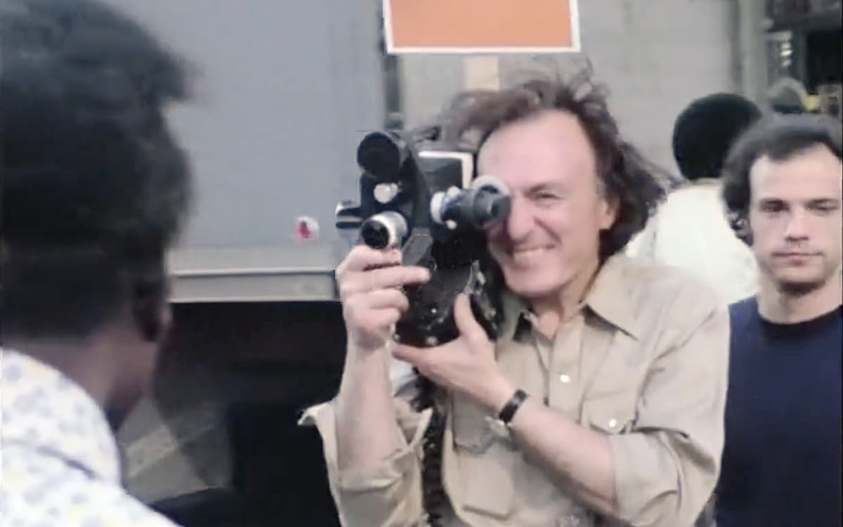 Projection des portraits de William Klein « Chambre Noire » et « Un homme dans la foule »