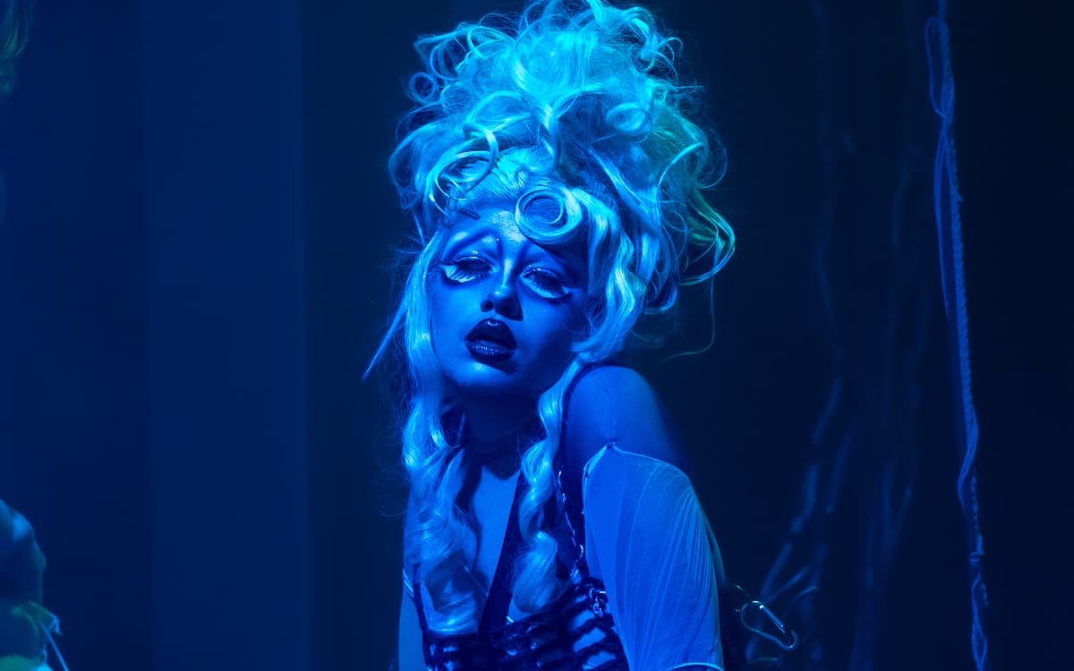 Cabaret Morphine Folies