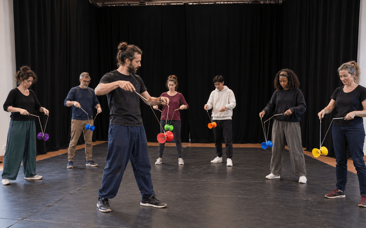 Stage de jonglage - Adultes : initiation au diabolo