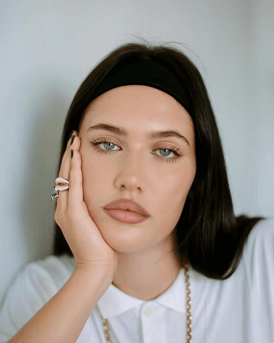 SIENNA SPIRO — ELYSEE MONTMARTRE