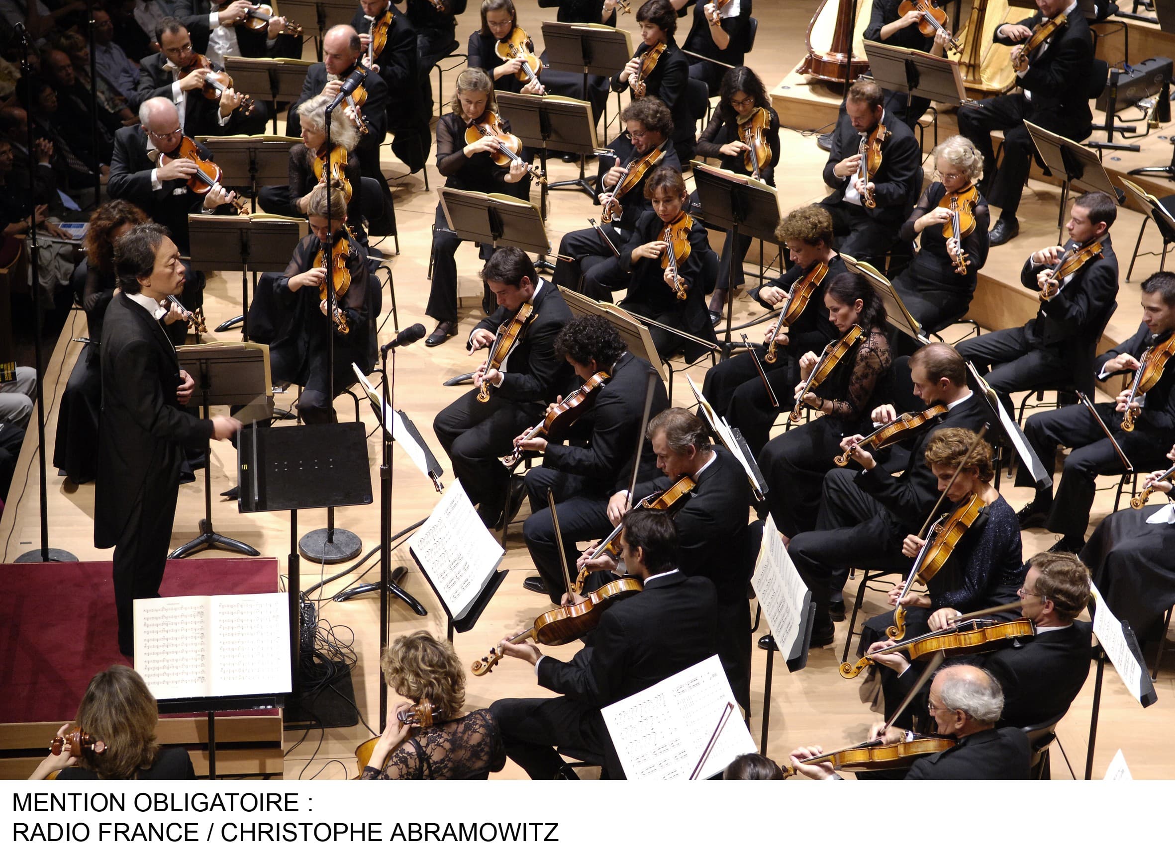 ORCHESTRE PHILHARMONIQUE DE RADIO FRANCE — MAISON DE RADIO FRANCE / AUDITORIUM