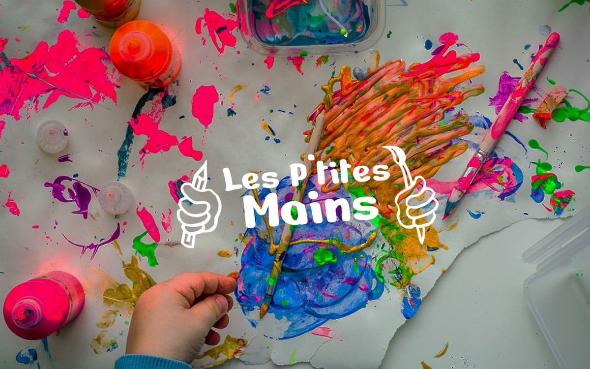 Les p'tites mains : création d'un cadre en fleurs séchés