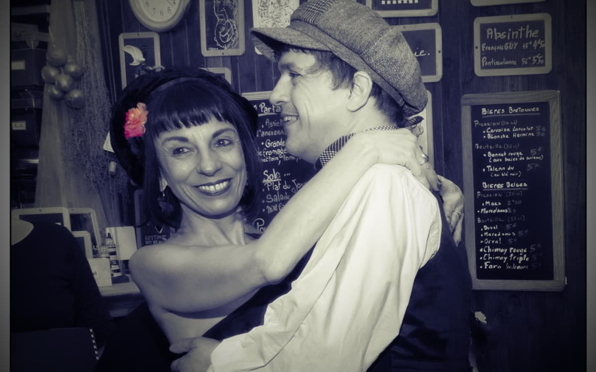 Cours de danse de bal — Paris 10e — 1er cours offert