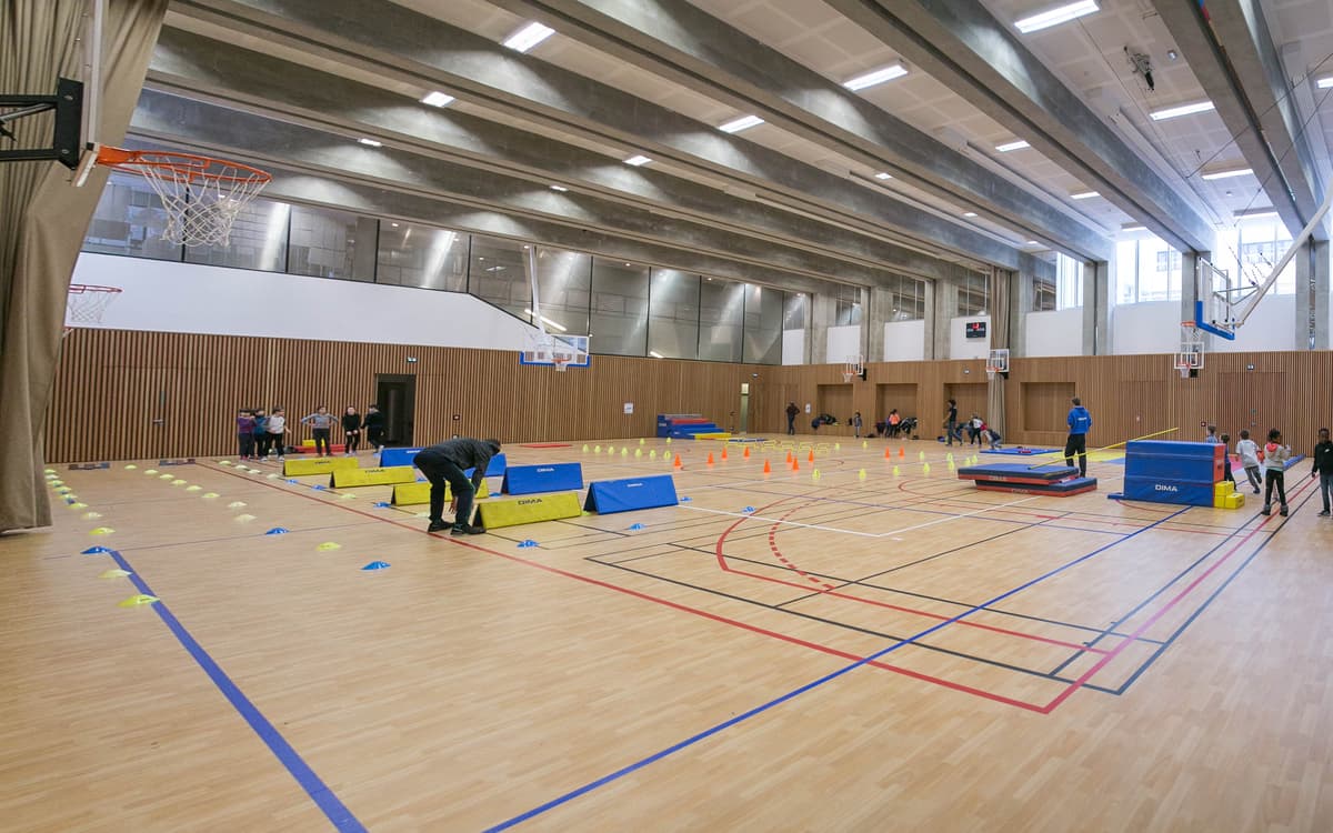 Paris sport familles : sport famille au gymnase Althea Gibson