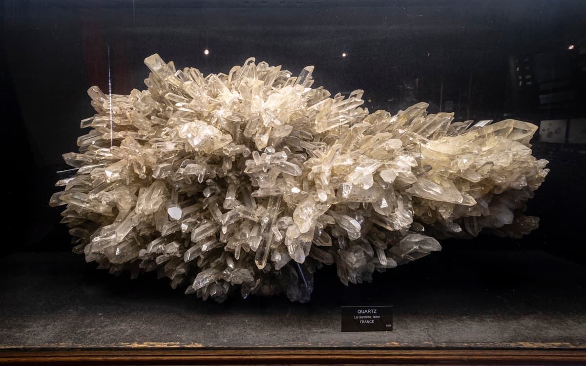 Minéral Expo, le salon dédié aux pierres fines et précieuses