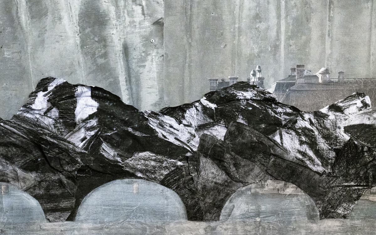 JR, « Les Esquisses de la Caverne » à la galerie Perrotin