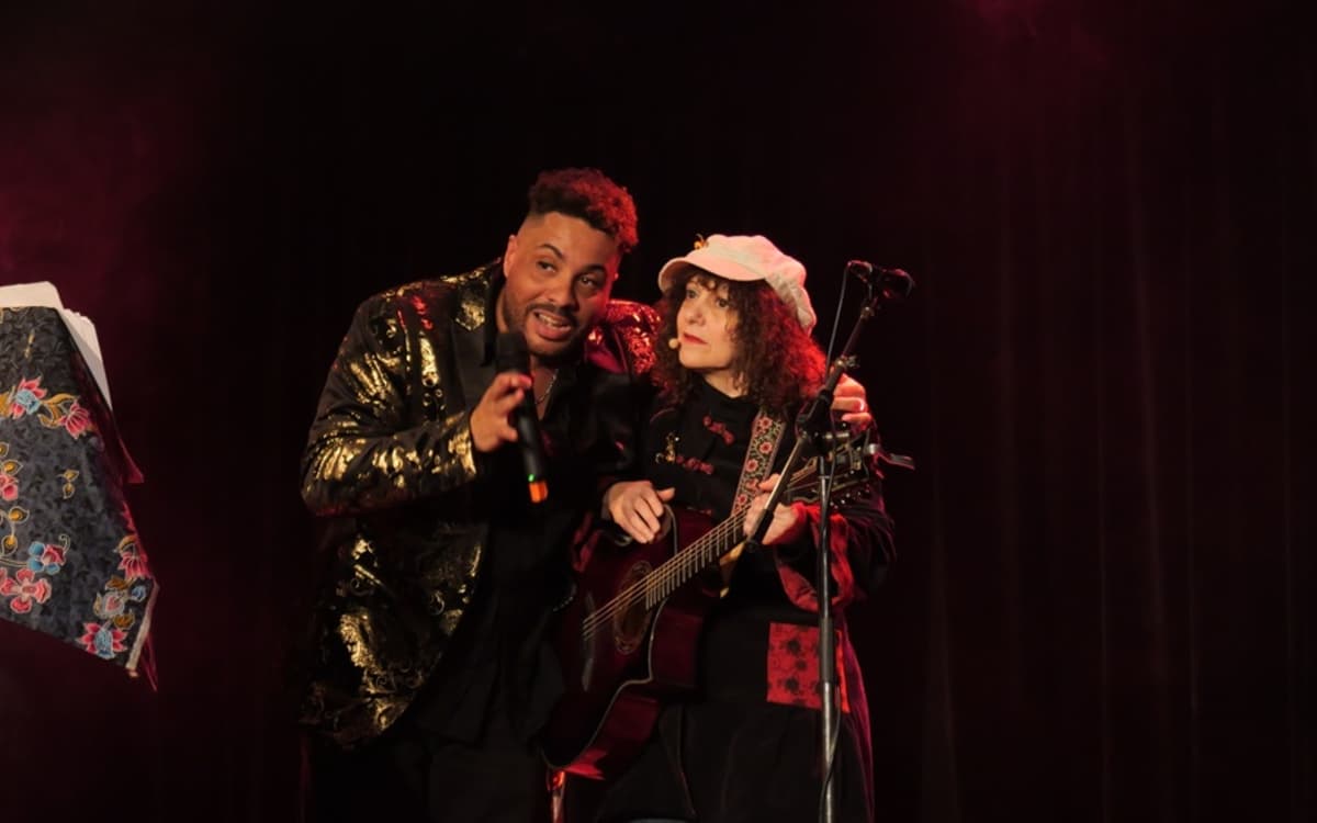 Charlotte Grenat et Jann Halexander 'Les gens qu'on aime'