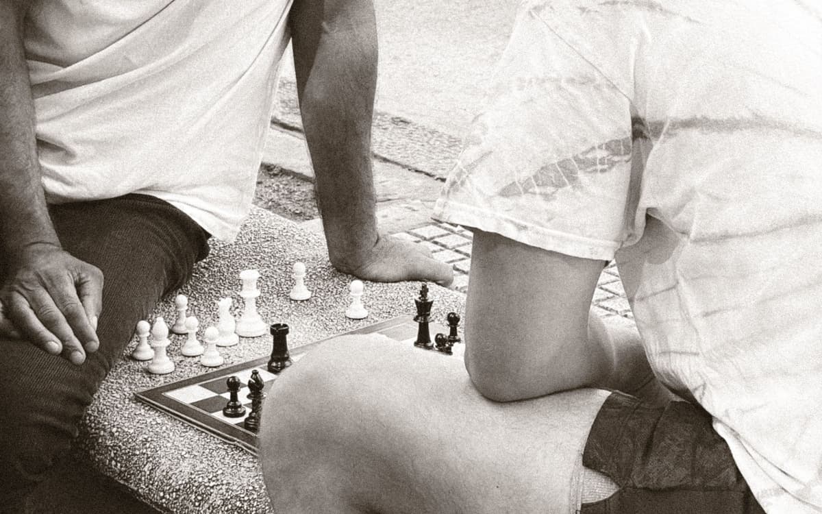 Chess Running