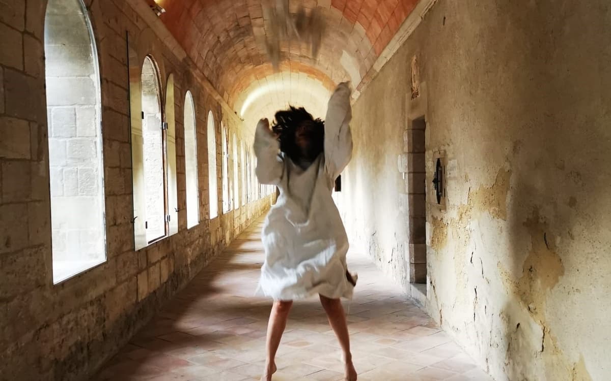 Henriette ou la fabrique des folles • Cie Les Atlantes