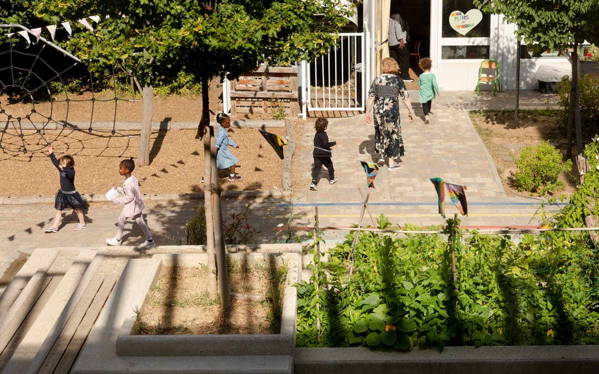 Architecture, climat… découvrez les coulisses d’une cour Oasis